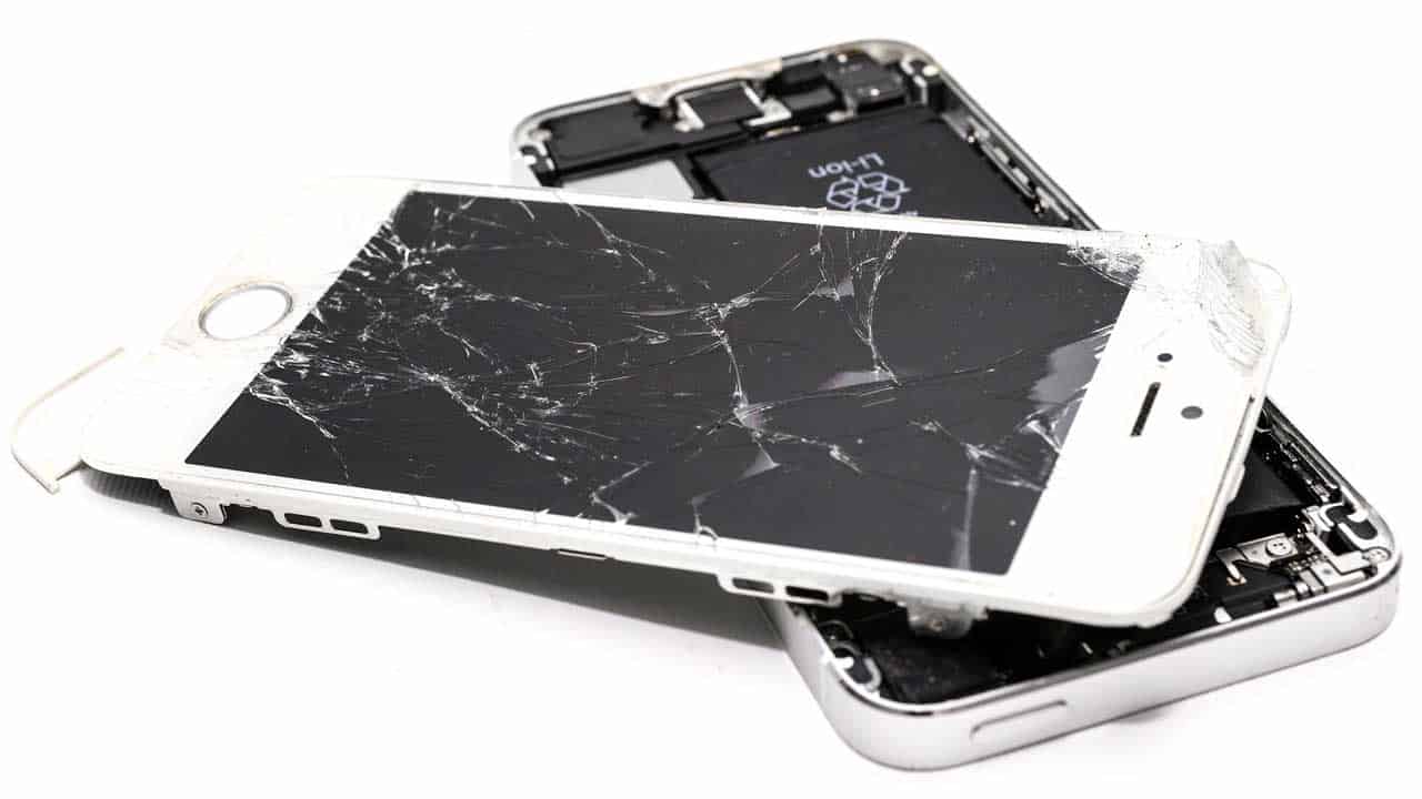 4 Tips to Choose the Best iPhone Screen Repair Centre
