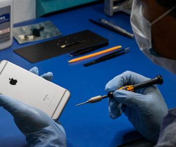 An Ultimate Guide to Apple Repair in Toronto