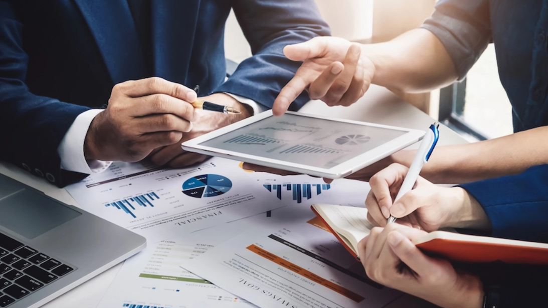 Get Financial Planning Advice From the Experts