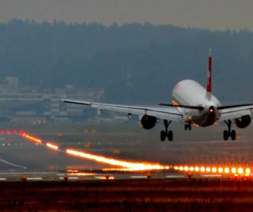 Types of Runway Threshold Lights that Ensure Safe Landings:
